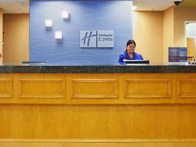 Holiday Inn Express Hotel & Suites Sacramento Airport Natomas, An Ihg Hotel
