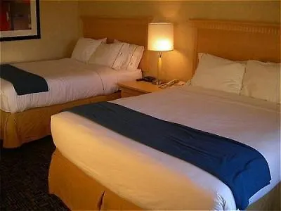 Holiday Inn Express Hotel & Suites Sacramento Airport Natomas, An Ihg Hotel