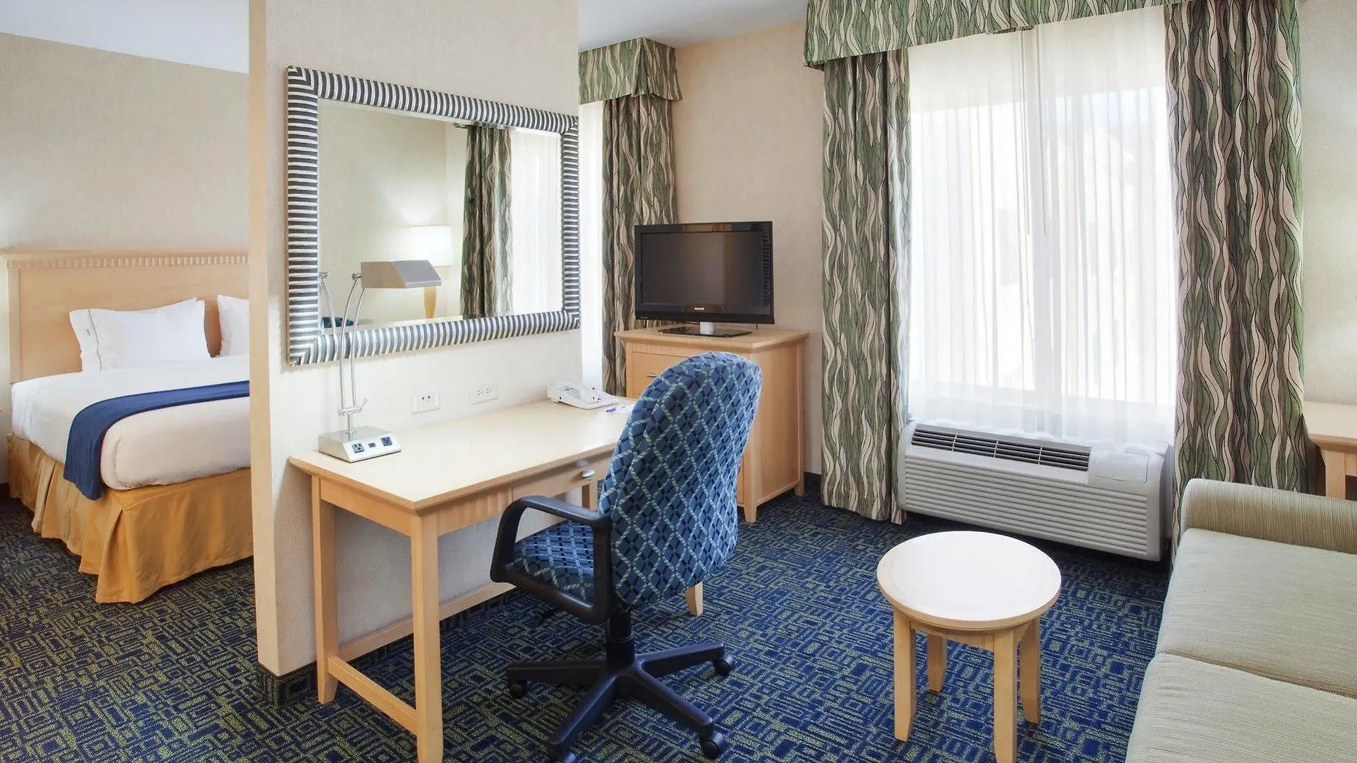 Holiday Inn Express Hotel & Suites Sacramento Airport Natomas, An Ihg Hotel