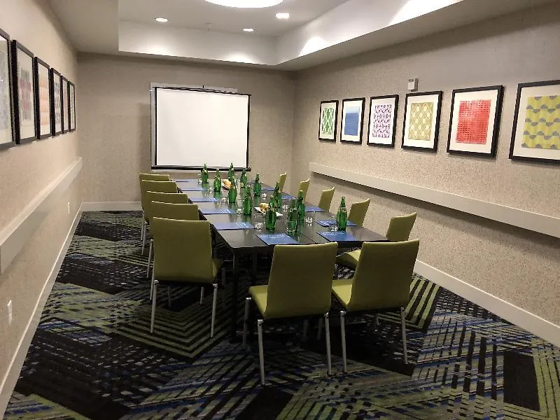 Holiday Inn Express Hotel & Suites Sacramento Airport Natomas, An Ihg Hotel